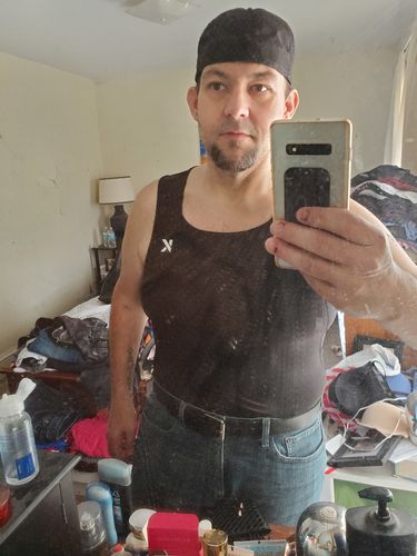 Customer photo review of Men's Heat-Trapping Sweat Vest
