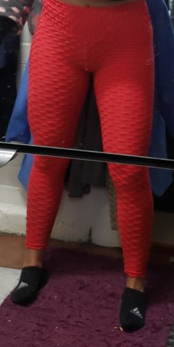 Customer photo review of GYMKARTEL® ANTI-CELLULITE AND PUSH UP LEGGINGS - RED