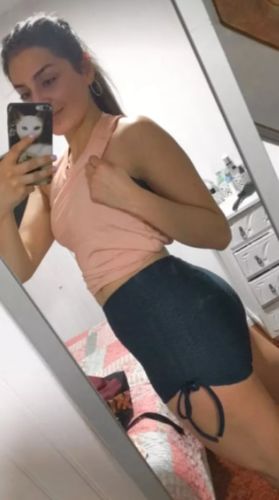 Customer photo review of GYMKARTEL® ANTI-CELLULITE AND PUSH UP SHORTS - BLACK