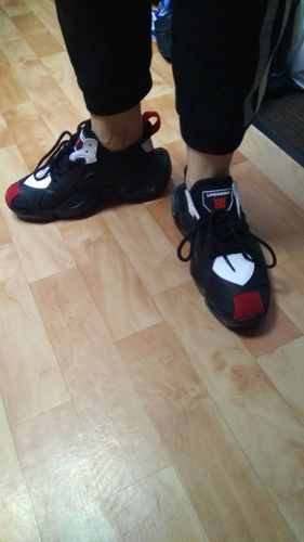 Customer photo review of Aylard Polides II Sneakers