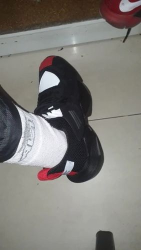 Customer photo review of Aylard Polides II Sneakers