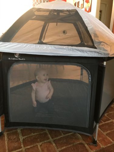 Customer photo review of Pop N' Go® Playpen
