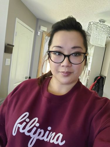 Customer photo review of Filipina Print Sweatshirt