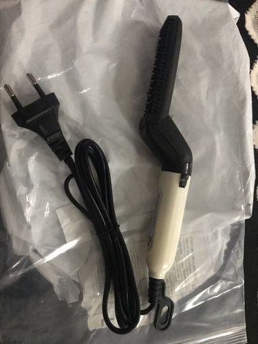 Customer photo review of Beard Straightener (Heated Combing Brush)