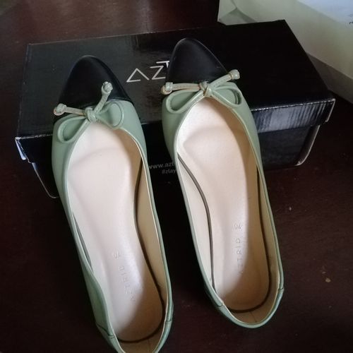 Customer photo review of B1G1 Claire Olive Green