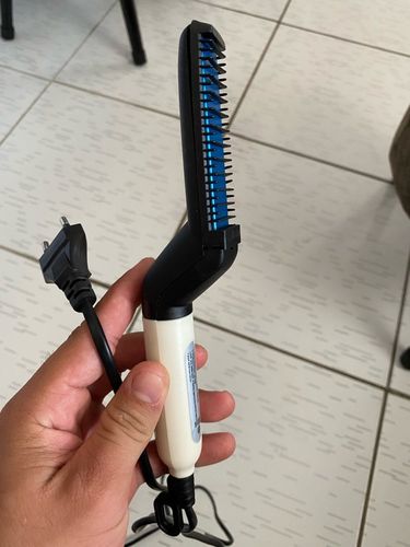 Customer photo review of Beard Straightener (Heated Combing Brush)