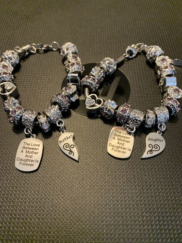 Customer photo review of Mother Daughter Eternal Love Bracelets