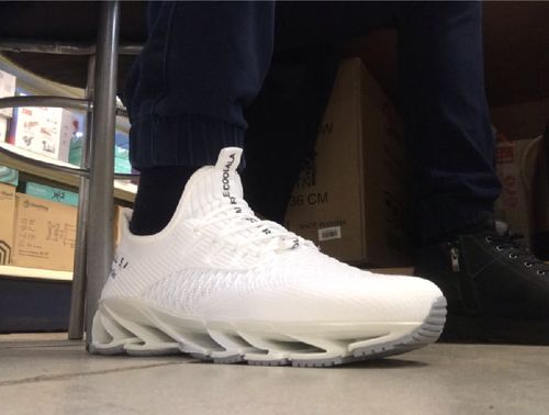 Customer photo review of Marke 'Infinity Max' IM3 Sneakers