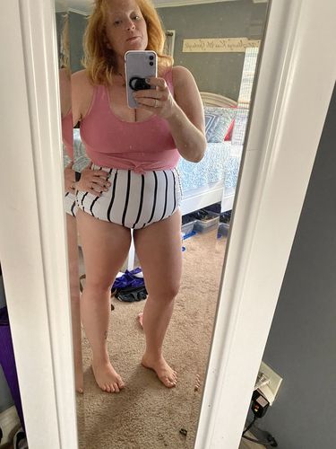 Customer photo review of Traveler Top | Pink
