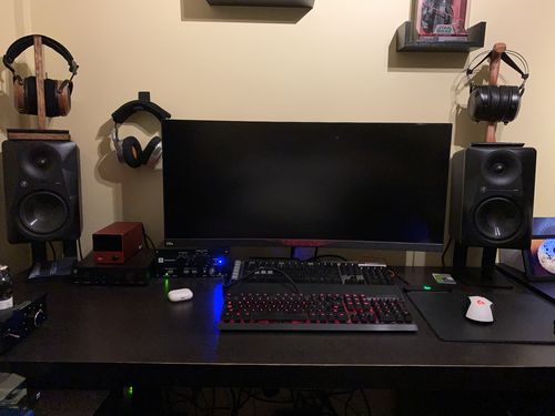 Customer photo review of SOUNDRISE PRO-5 Studio Monitor Stands 5" BLACK | Made in USA | Pair