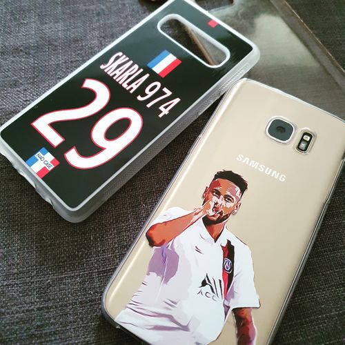 Customer photo review of COQUE ÉDITION NEYMAR JR