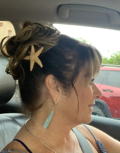 Customer photo review of JuvaBun Messy Bun