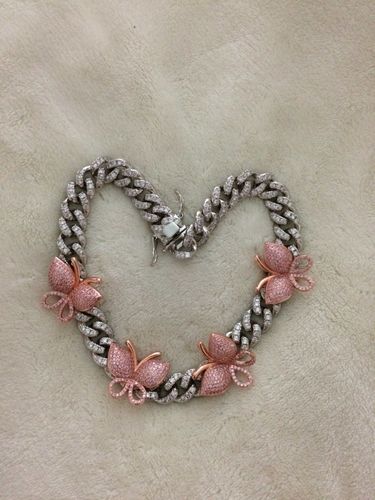 Customer photo review of BUTTERFLY CUBAN NECKLACE