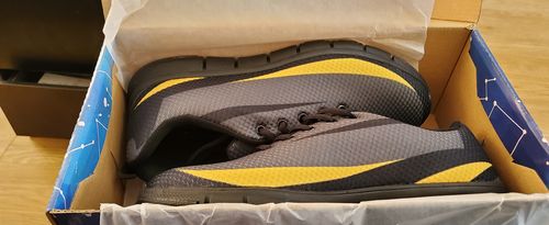 Customer photo review of WAYNE Breathable Athletic Sneakers