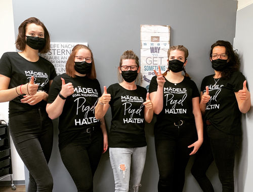 Customer photo review of Mädels, Pegel halten.  - Damenshirt