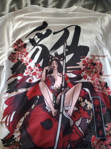 Customer photo review of Yakuza Geisha Loose Shirt