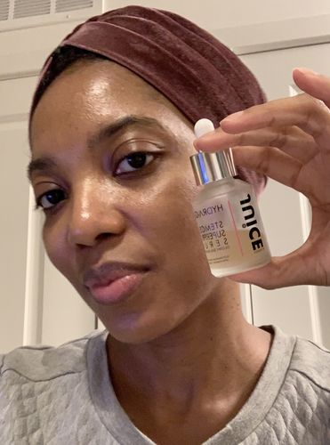 Customer photo review of BERRI-CLEAR+™ SUPERFRUIT 5 BERRY SERUM