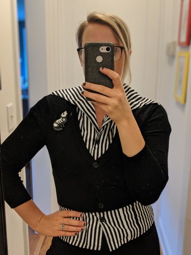 Customer photo review of Black Perfect Cropped Cardi