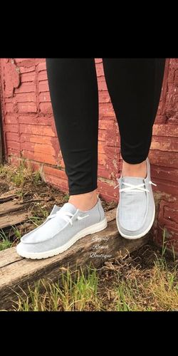 Customer photo review of Women's Canvas Lace-Up Loafers
