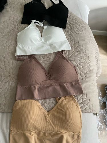 Customer photo review of Ultimate Versatile Seamless Bra/Bralette