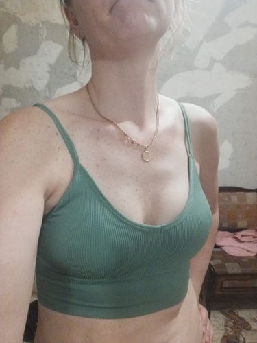 Customer photo review of Ultimate Versatile Seamless Bra/Bralette