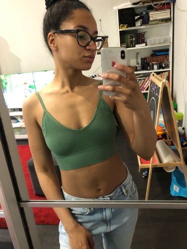 Customer photo review of Ultimate Versatile Seamless Bra/Bralette