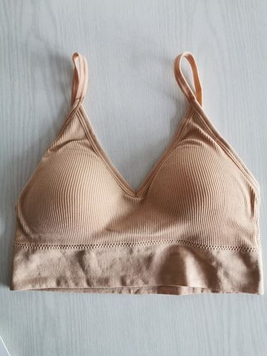 Customer photo review of Ultimate Versatile Seamless Bra/Bralette