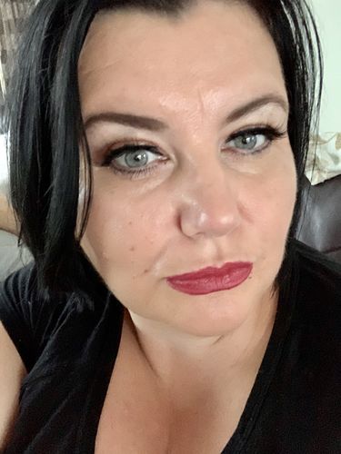 Customer photo review of Diamond Magnetic Eyelashes and Eyeliner Kit
