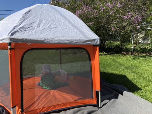 Customer photo review of Pop N' Go® Playpen