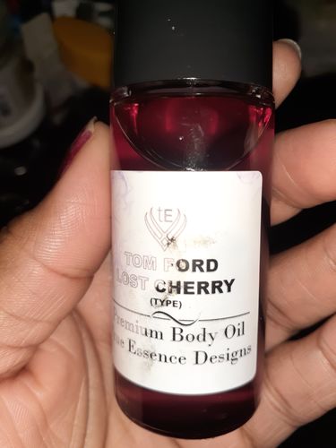 Customer photo review of Lost Cherry Type Body Oil Roll On - Unisex