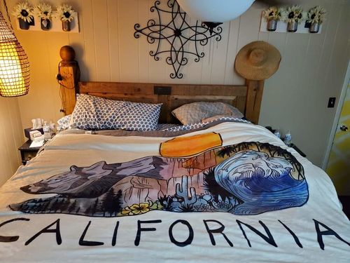 Customer photo review of Mountains & Ocean Ivory Blanket