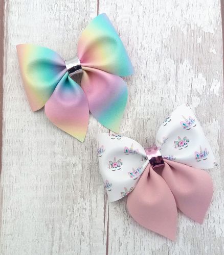 Helen M. review of Party Pinch Hair Bow Die Cutter image 1 out of 1