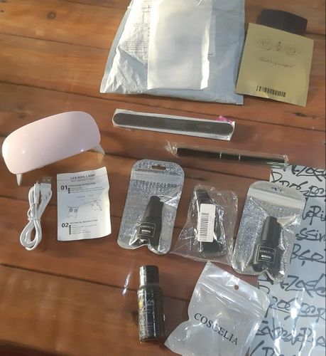 Customer photo review of Poly Gel Varnish Nail Kit
