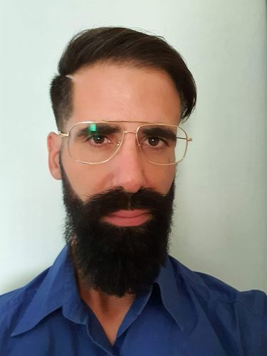 Customer photo review of Charles Stone Golden Retro Retro Aviator