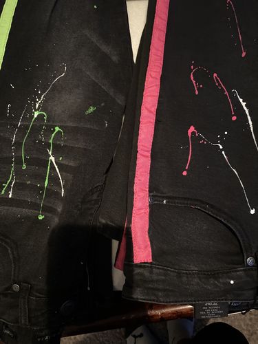 Customer photo review of Air Jordan 4 Neon "Drip Harder" Tee
