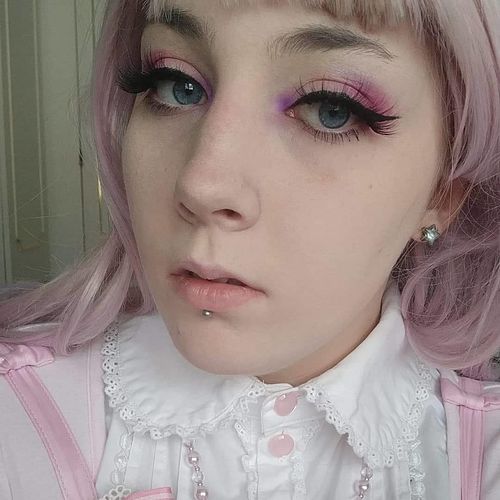 Customer photo review of Magnetic Eyelashes