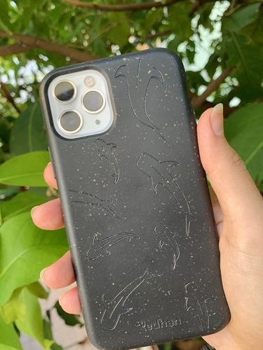 Customer photo review of Shark Frenzy v.1 in Charcoal Black