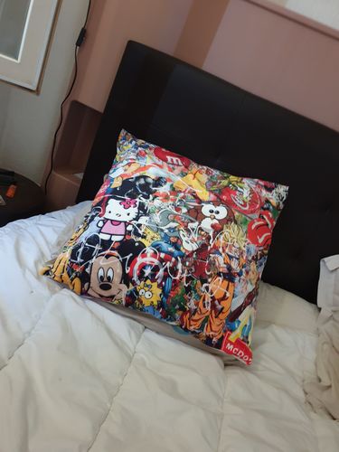 Customer photo review of Coussin Pop icons