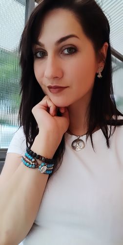 Customer photo review of Vulkanstein Armband