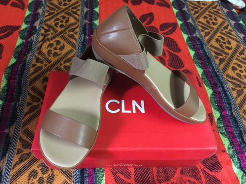 cln flat sandals