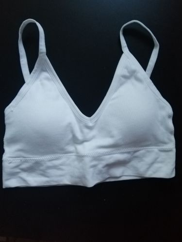 Customer photo review of Ultimate Versatile Seamless Bra/Bralette