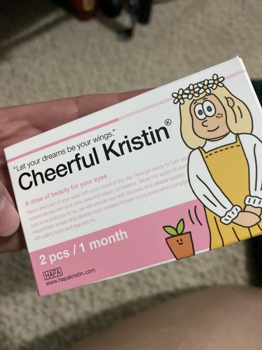 Customer photo review of Cheerful Kristin - green