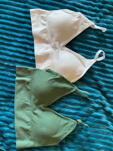 Customer photo review of Ultimate Versatile Seamless Bra/Bralette