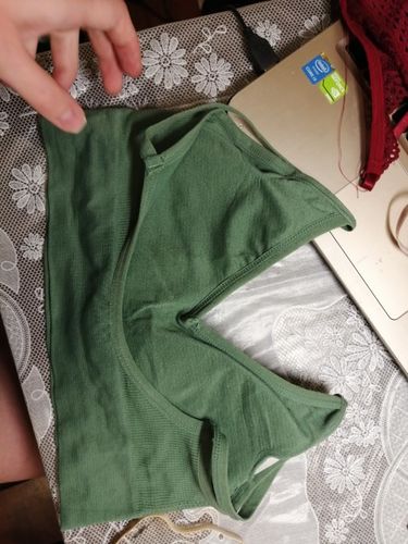 Customer photo review of Ultimate Versatile Seamless Bra/Bralette