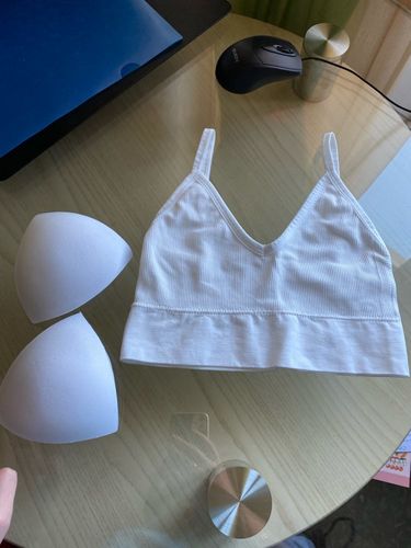 Customer photo review of Ultimate Versatile Seamless Bra/Bralette