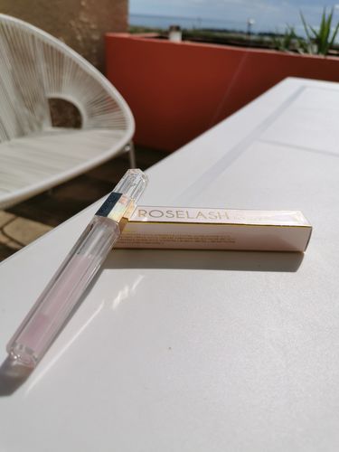 Customer photo review of ROSELASH