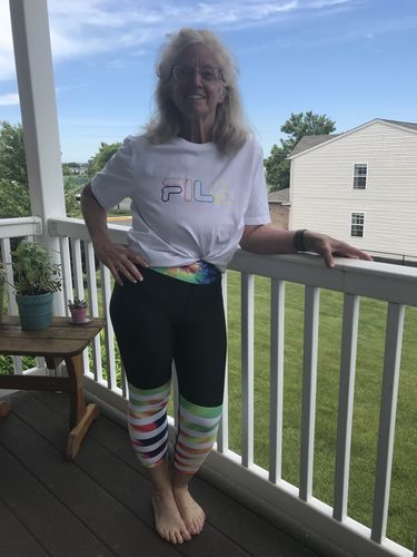 Customer photo review of Rainbow Dye Onyx Capri