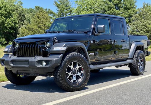 Customer photo review of Vader Grille w/ Mesh - Glossy Black (18-19 Wrangler JL)