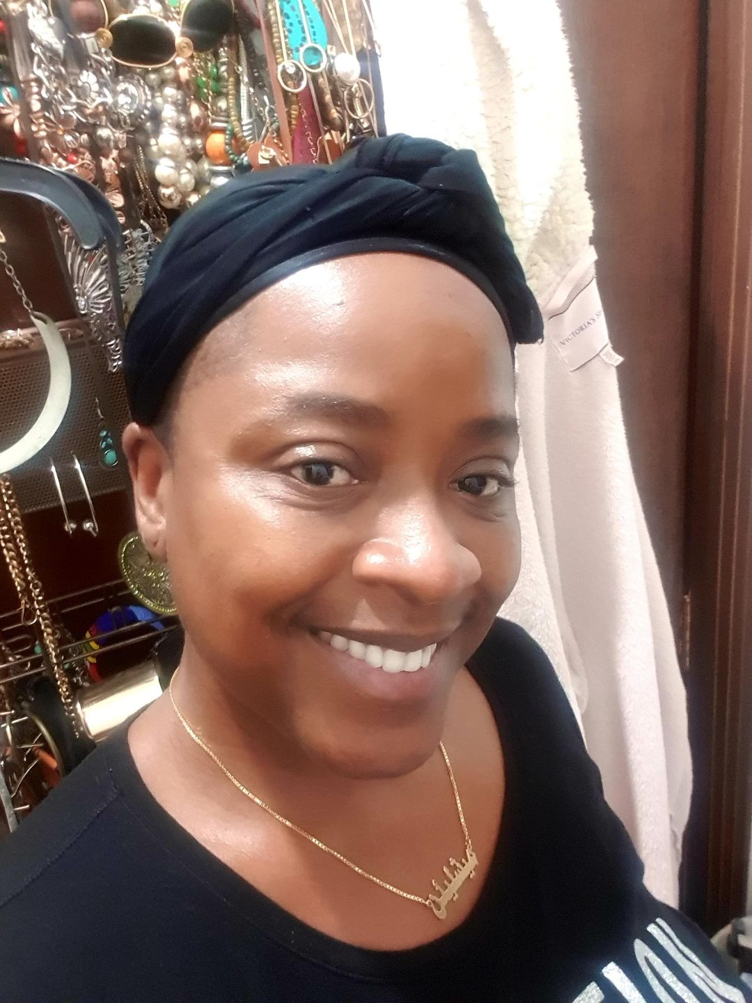 Customer photo review of Sweet Vanilla Shea Butter Oil