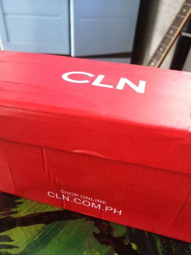 Customer photo review of Stirling Flat Slides